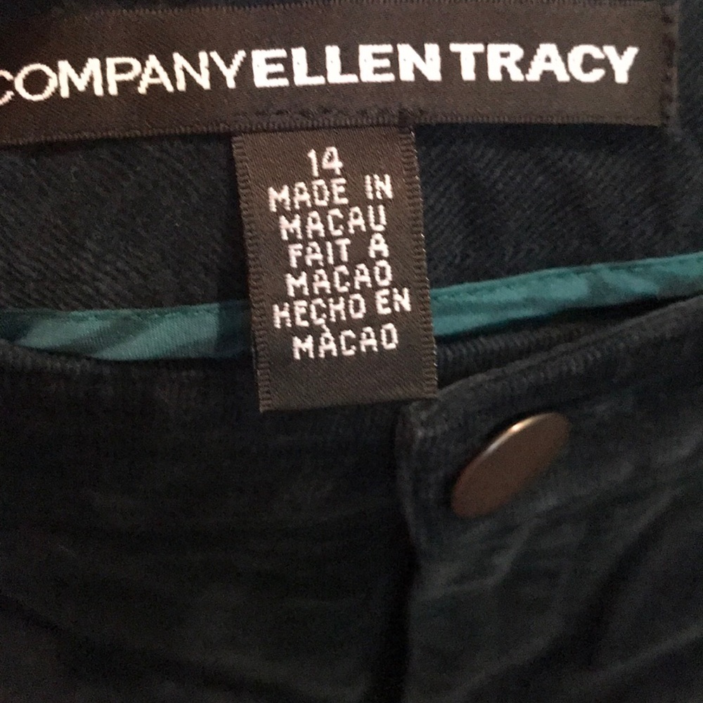 Ellen Tracy Green Velvet Jeans. Perfect. Gem